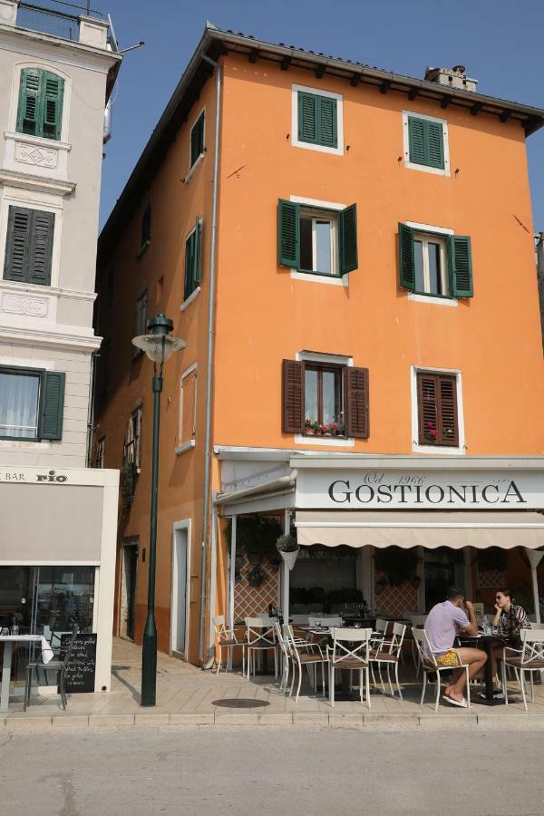 Riva Apartment *