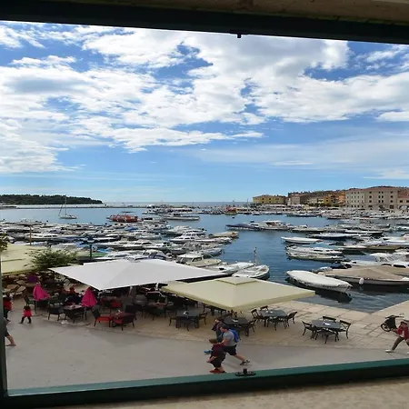 Apartment Riva Rovinj Zimmer foto